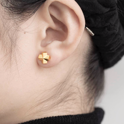 Aretes Minimalistas Geométricos de Líneas Simples