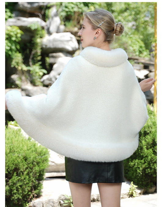 Capa Cardigan de Piel Blanca con Cuello de Peluche Estilo Inverness - Image 8