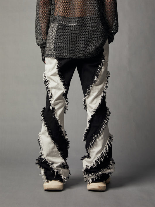Jeans Slim Fit Patchwork Blanco y Negro con Bordes Desgastados - Image 4