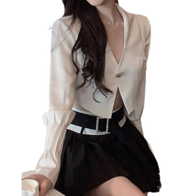 Blusa Blanca de Satén con Mangas Acampanadas para Mujer - Image 3