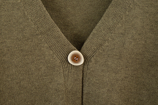 Conjunto Elegante: Cardigan Escote V y Pantalón Ancho - Image 7