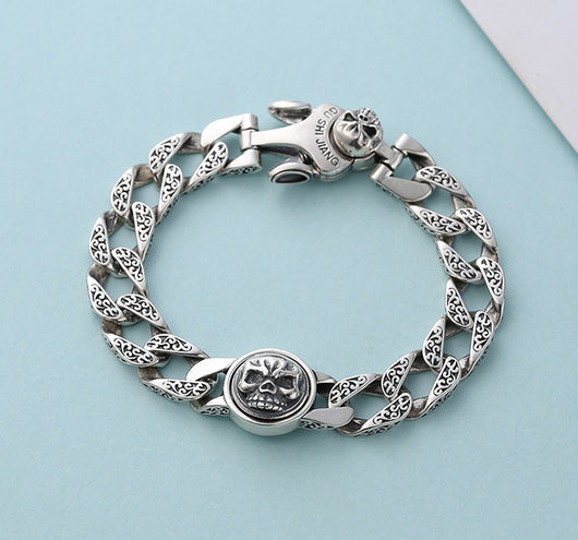 Pulsera de Plata Esterlina para Hombre con Calavera Giratoria y Patrón Retro - Image 6