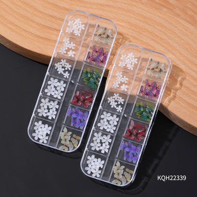 Decoraciones de Manicura con Flores de Resina y Diamantes de Cristal - Image 23