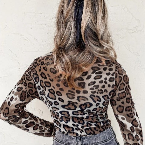 Blusa de Malla Manga Larga con Cuello Falso Estampado Leopardo Marrón