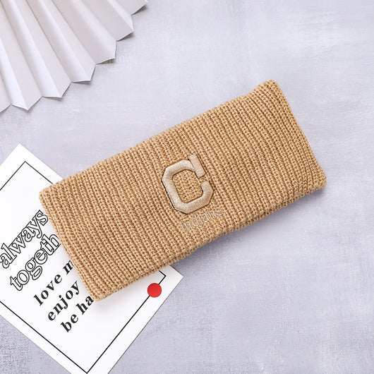 Banda para Cabello Tejida con Letra C Retro Net Red Estilo Minimalista - Image 9