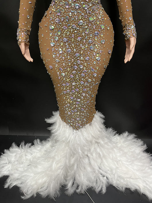 Vestido Largo Elegante Backless con Diamantes Brillantes y Manga Larga - Image 7