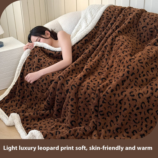 Manta de Tafetán Jacquard Estampado Leopardo Doble Capa - Image 10
