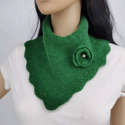 Bufanda Triangular Tejida con Flores - Diseño Onda Elegante