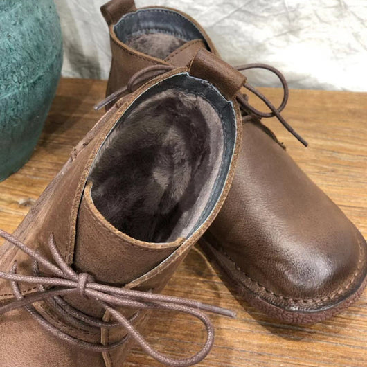 Botas de Cuero Retro Artesanales con Suela Plana y Cordones - Image 9