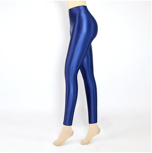 Leggins Deportivos Cortos Cintura Alta Elástica para Yoga y Ejercicio - Image 23
