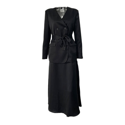 Traje Ejecutivo de Doble Botonadura para Mujer - Image 5