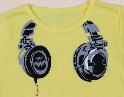 Camiseta Infantil de Manga Corta con Patrón de Auriculares - Image 5