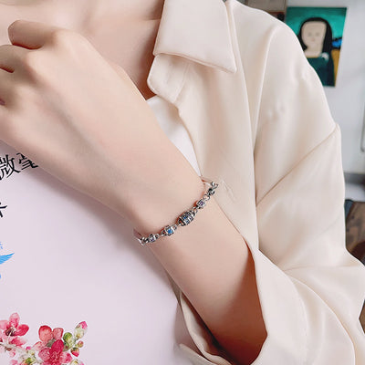 Pulsera de Plata Esterlina S925 con Cubo Giratorio y Cierre de Costura
