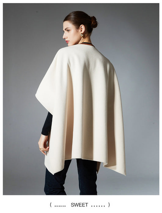 Chal Cruzado de Cuero Crema para Otoño e Invierno - Image 15