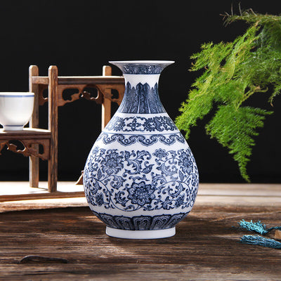 Jarrón Clásico de Cerámica Azul y Blanco - Ornamento Artesanal - Image 6