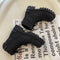 Botas Martin Retrô Grossas com Detalhes Rasgados - Estilo Workwear Distressed
