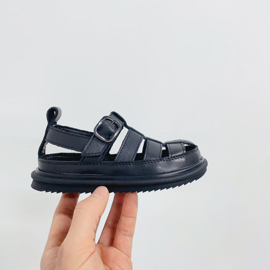 Sandalias Tejidas Cerradas para Niños - Cómodas y Elegantes - Image 2