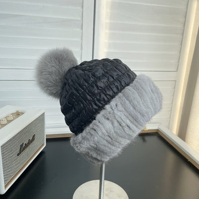 Gorro de Invierno Cálido con Pelaje de Visón y Pompón de Zorro - Image 6