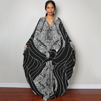 Bata Larga de Playa Elegante - Image 15