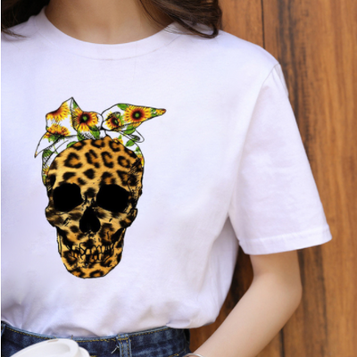 Blusa Estampada con Leopardo y Labios - Estilo Western Casual para Mujer - Image 28