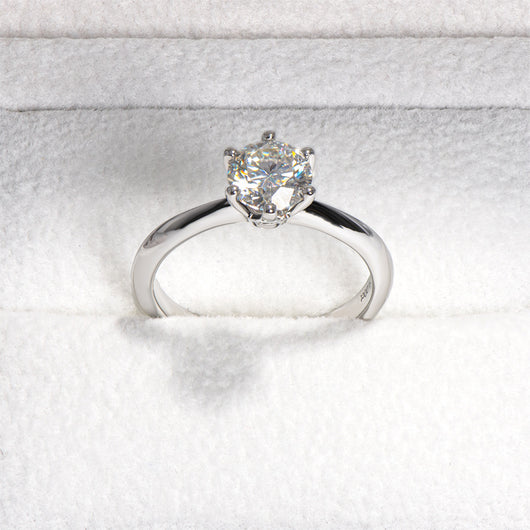 Anillo de Moissanita de 1 Quilate con Seis Puntas en Plata 925 y Baño de Oro 18k - Image 11
