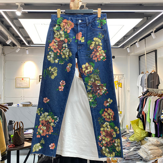 Jeans de Verano con Diseño Floral Dibujado a Mano - Image 8