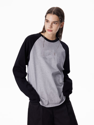 Blusa Holgada Unisex con Bordado en Mangas - Image 11