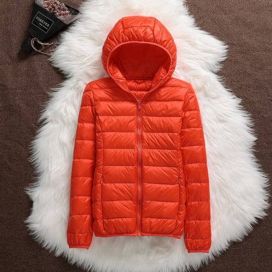 Chaqueta Acolchada Ligera para Mujer con Capucha Ajustada - Image 11