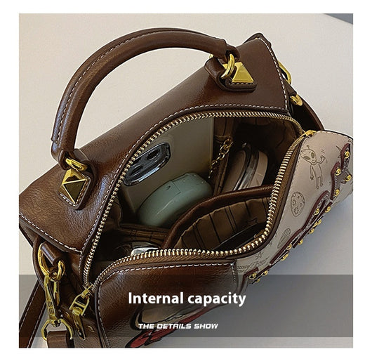 Bolsa de Hombro con Diseño Cartoon Acolchada - Image 18