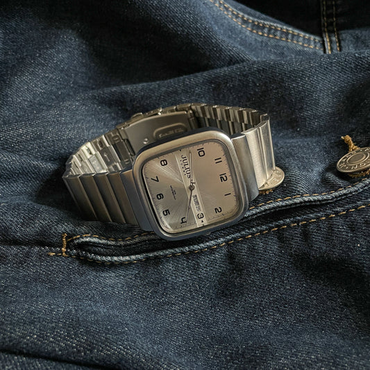 Reloj Mecánico Estilo Industrial para Hombre - Diseño Estudiante - Image 2