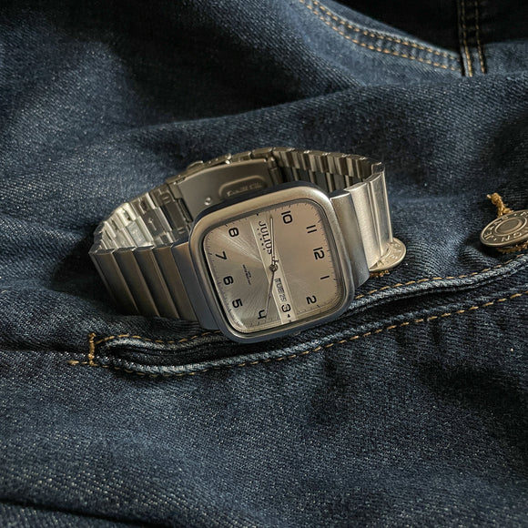Reloj Mecánico Estilo Industrial para Hombre - Diseño Estudiante