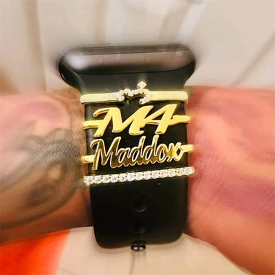 Pulsera de Reloj Personalizada con Placa de Acero Inoxidable y Letras Grabadas - Image 4