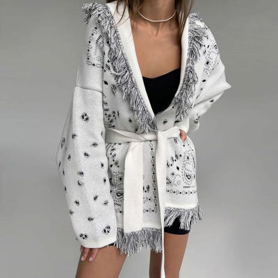 Suéter Casual Elegante con Detalles de Borlas - Image 6