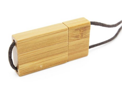 Memoria USB Llavero de Madera - Regalo Creativo y Funcional - Image 8