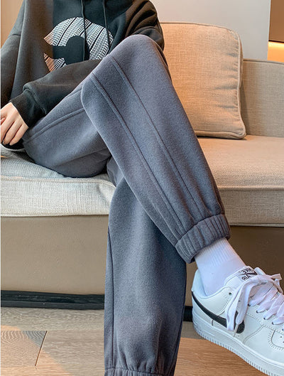 Pantalón Deportivo Gris de Cintura Alta y Corte Holgado - Image 26
