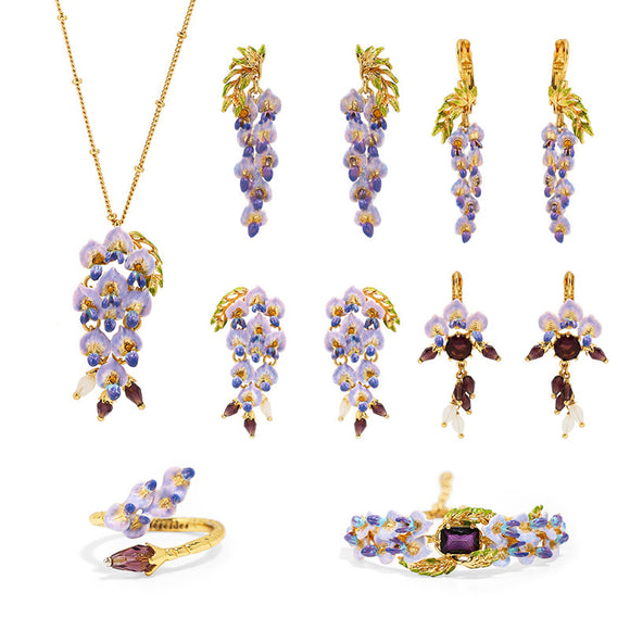 Collar con Aretes de Flor de Glicina - Accesorios de Lujo Minimalista
