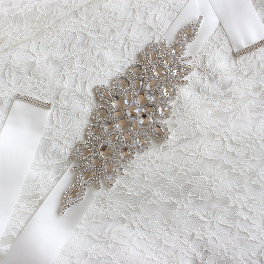 Cinturón de Novia Artesanal Lujo con Cristales - Accesorios para Vestido de Boda - Image 2