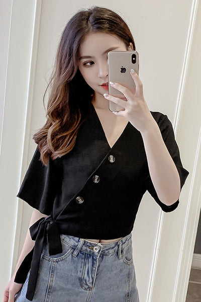 Blusa Escote V Botones Irregulares Manga Corta - Image 11