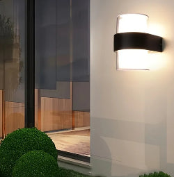 Lámpara de Pared Exterior Impermeable para Terrazas, Escaleras y Balcones - Image 9