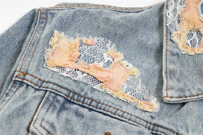 Chaqueta Denim con Costuras de Encaje y Detalles Rotos - Image 9