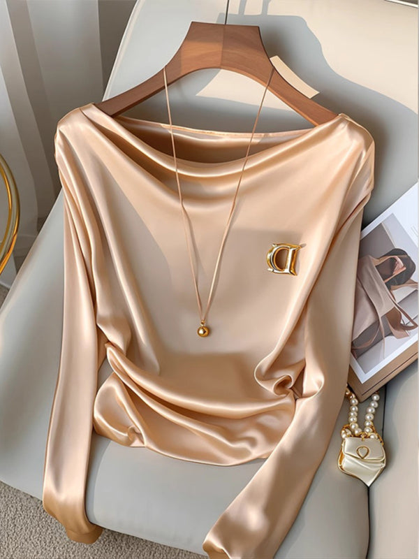 Blusa de Satén Champagne con Cuello Solapa - Prenda Interior Elegante de Manga Larga