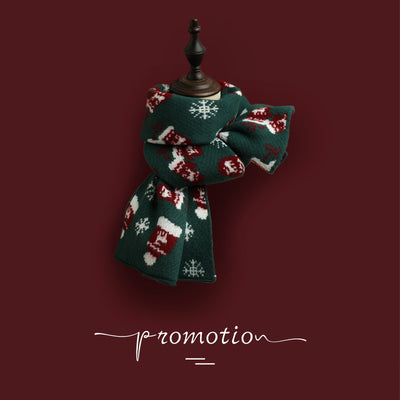 Bufanda Tejida Roja con Estampado de Reno y Copos de Nieve - Image 3
