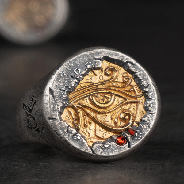 Anillo de Cobre con Incrustaciones de Plata - Ojo de Horus Faraónico