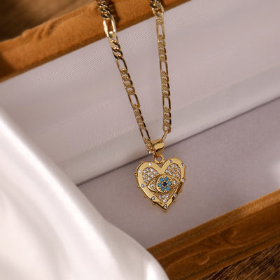 Conjunto de Collar y Aretes Corazón con Zirconia, Baño de Oro Real - Image 4