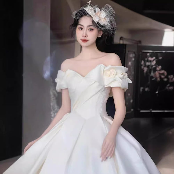 Vestido de Novia Satén Hombros Descubiertos Encaje Francés Elegancia Premium