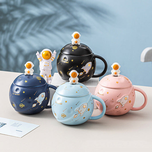 Taza de Cerámica para Pareja Astronauta Planeta con Cuchara y Tapa - Image 6