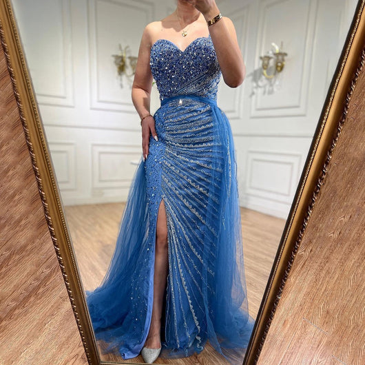 Vestido Fishtail Azul con Hombros Descubiertos y Cuentas Artesanales - Image 25