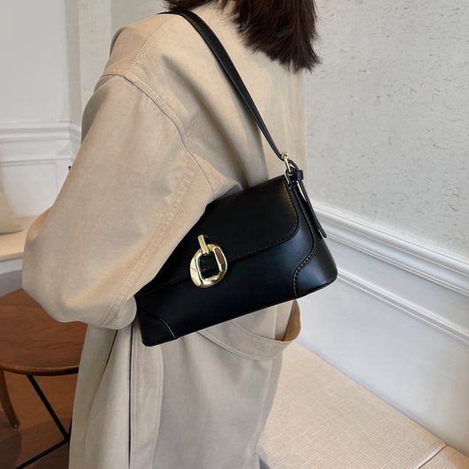 Bolso Cuadrado Pequeño con Cierre de Metal y Asa de Hombro