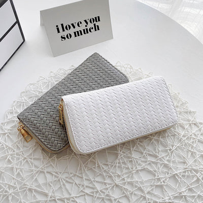 Cartera Clutch de Cuero con Patrón Geométrico - Bolso Minimalista para Mujer - Image 15