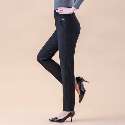 Pantalones Negros Talla Grande para Mujer con Cintura Ajustada y Corte Recto - Image 2